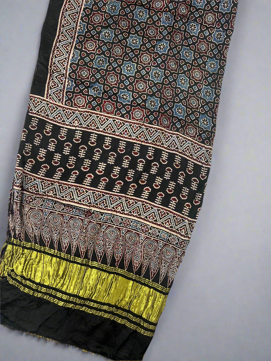 Nachral dye dupatta