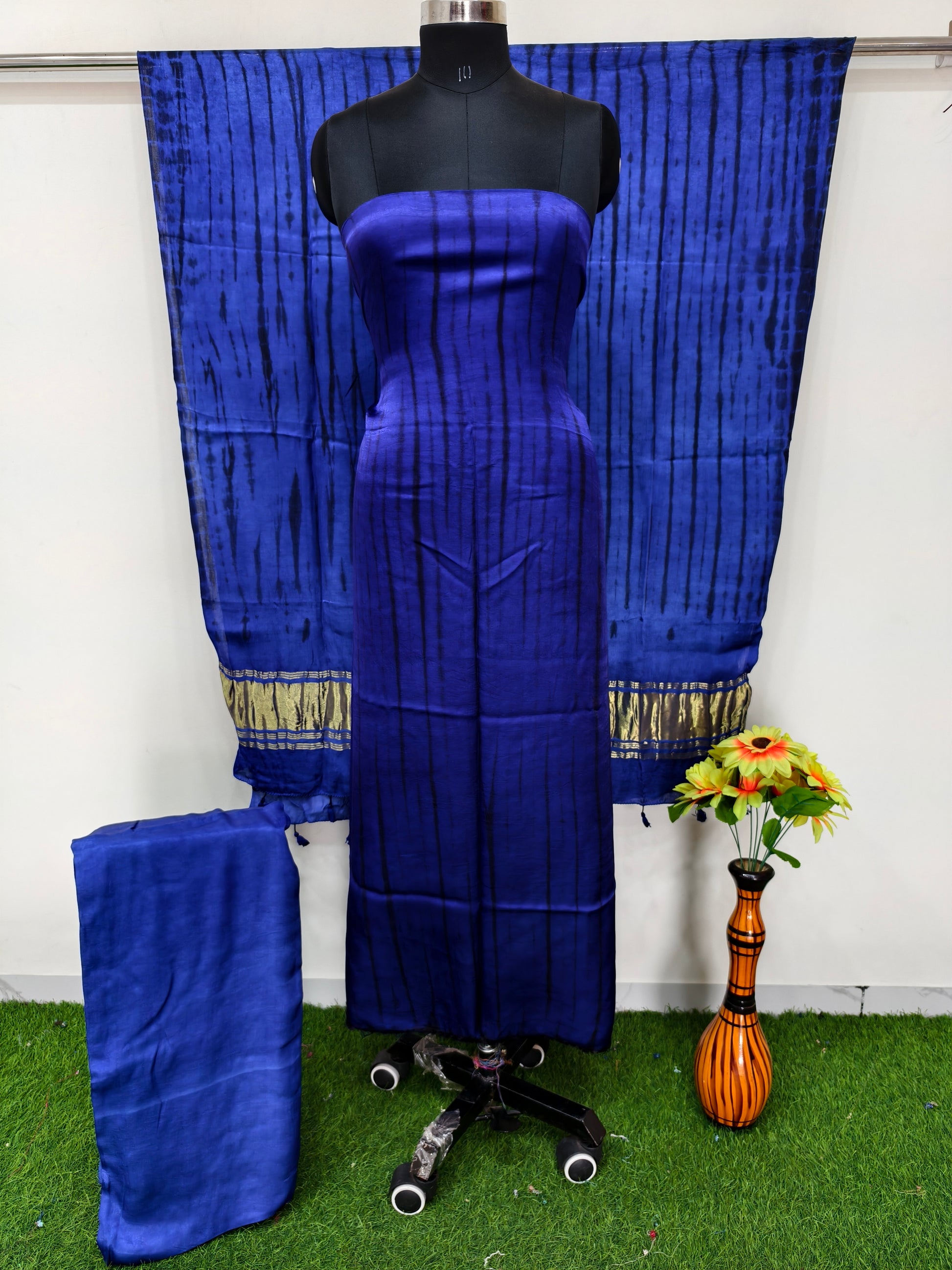 Modal Silk Tiy & Dye 3 Pice suit
