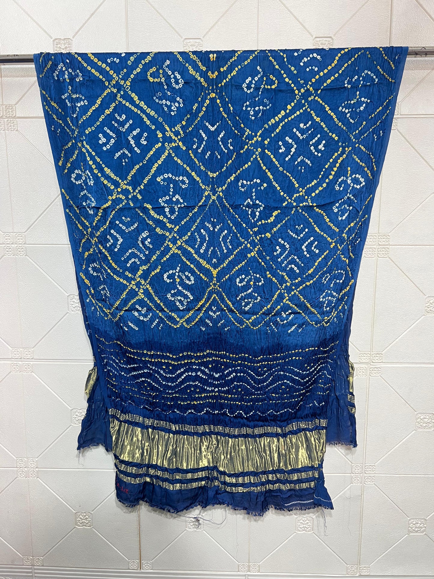 Modal Silk Barbhat Bandhej Barik bandhani With Zari Pallu Dupatta