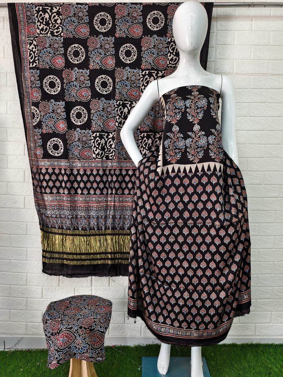 Traditional Natural Dye Designer – Handcrafted Beauty