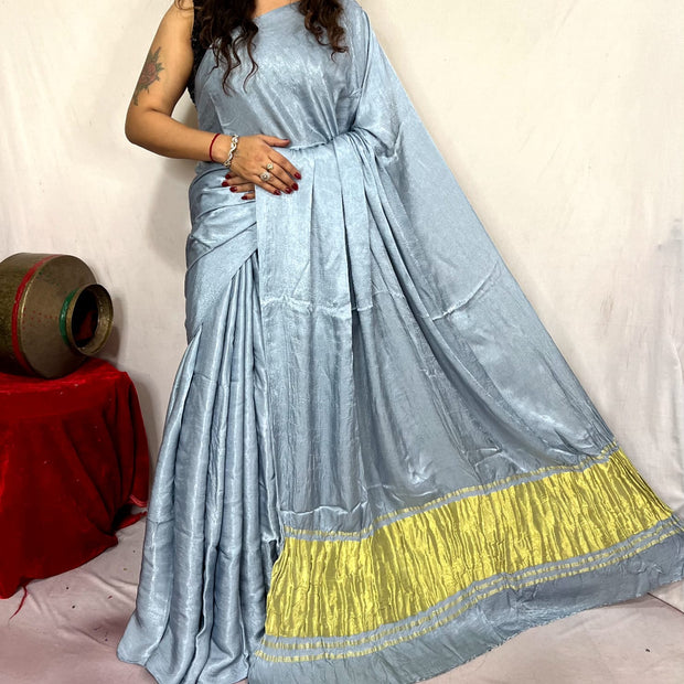 modal silk plan dye saree with zari pallu (Copy)