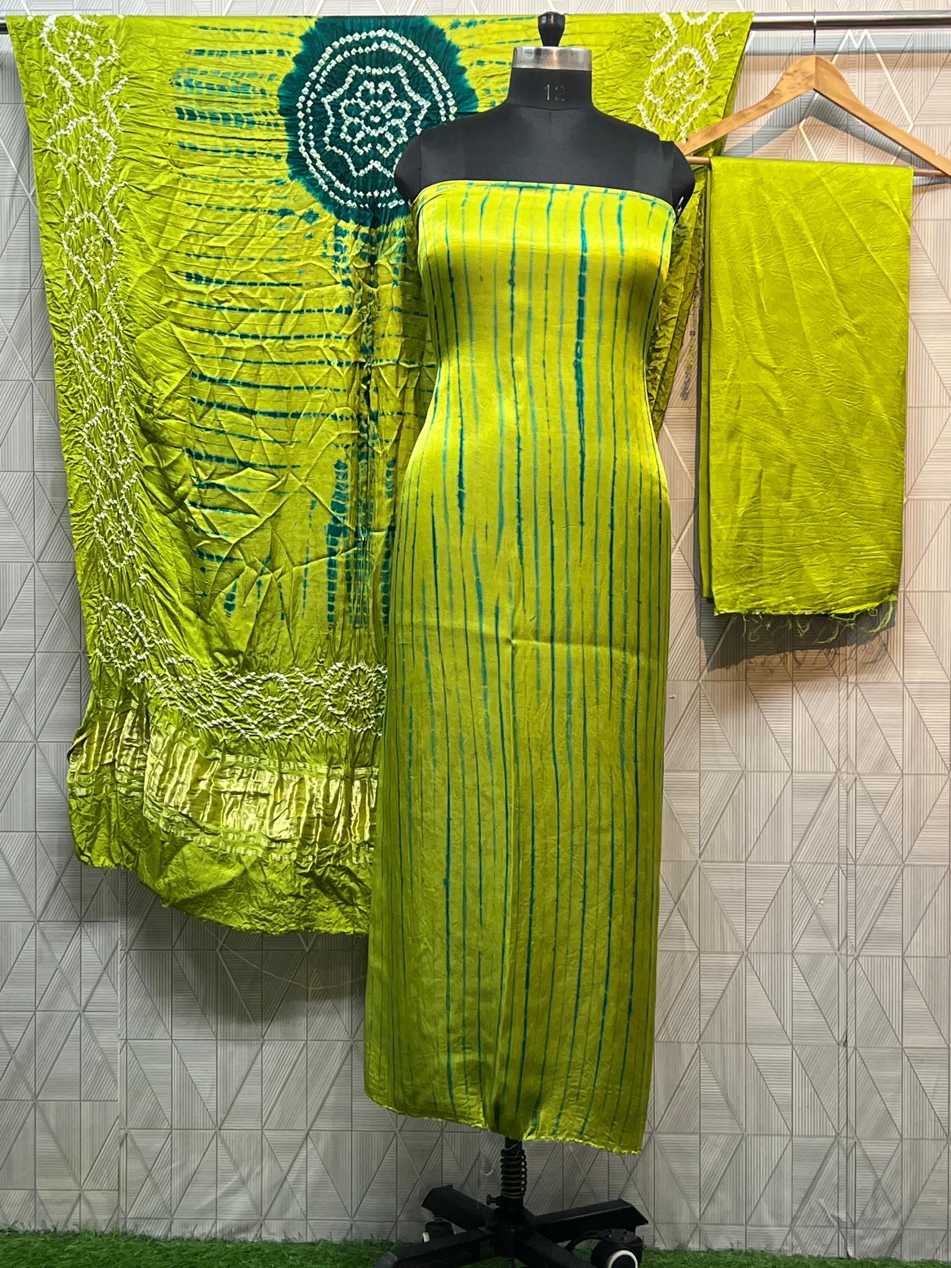 Modal Silk Tiy & Dye Bandhani dupatta 3 Pice suits