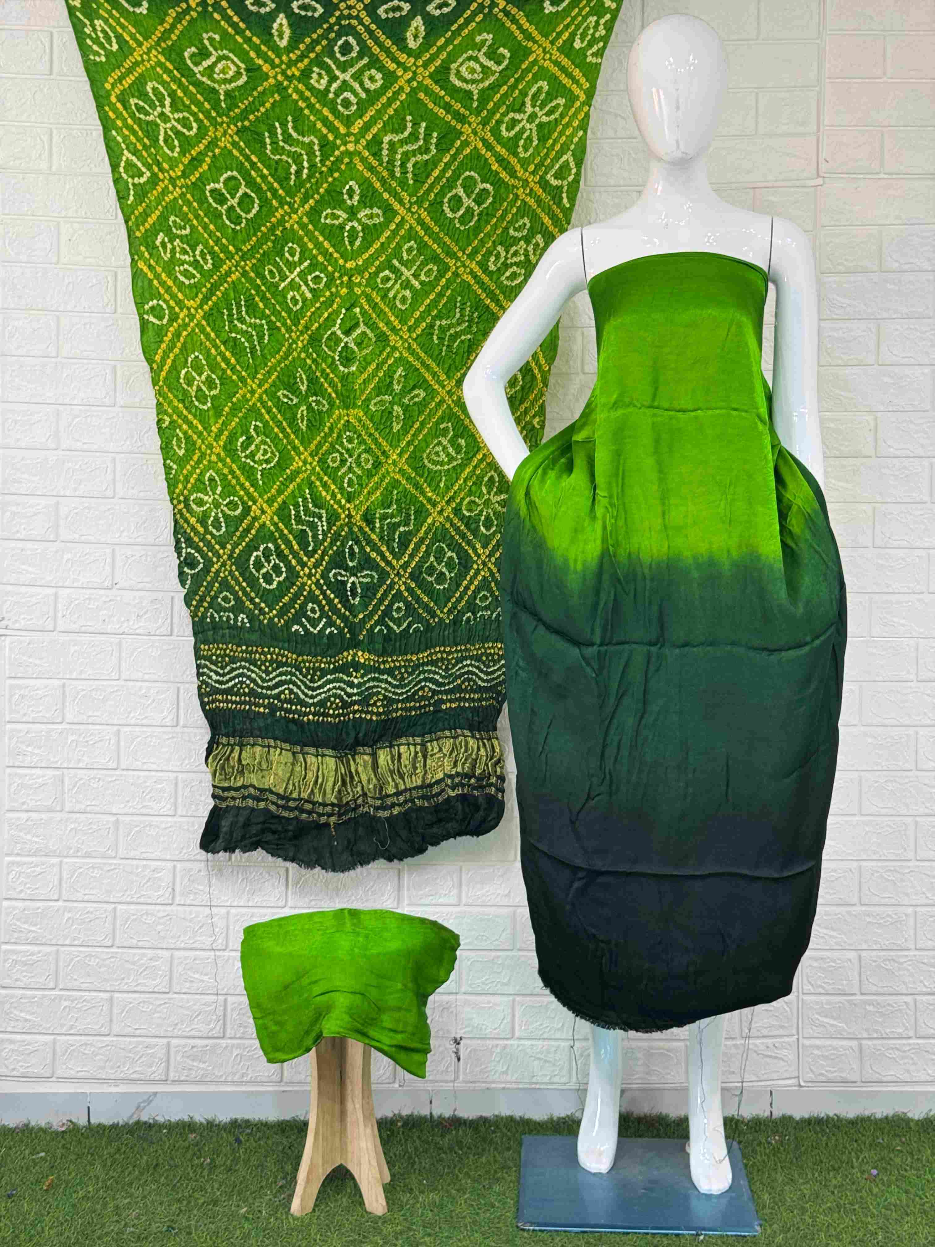 Modal Silk Shaded Lite & Dark Suit with Bandhej Barbhat Dupatta & Zari Pallu