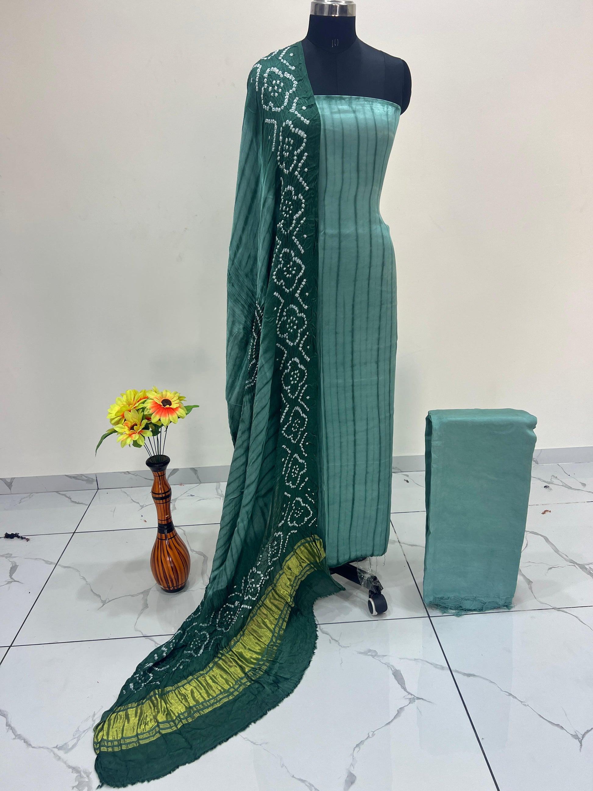 Modal Silk Tiy & Dye Bandhani dupatta 3 Pice suits