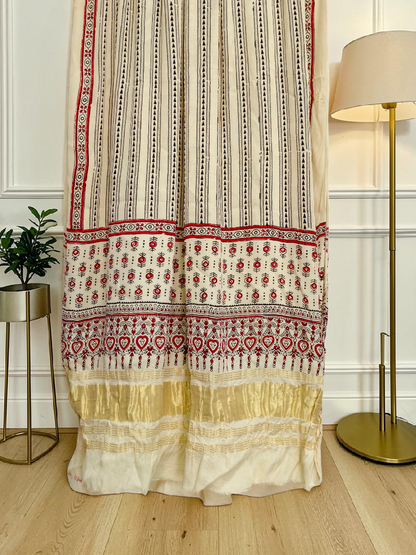 Modal Silk Off White Ajrakh Hand Block Print Suit with Neptol Dye & Zari Pallu Dupatta – Premium Designer Ethnic Wear