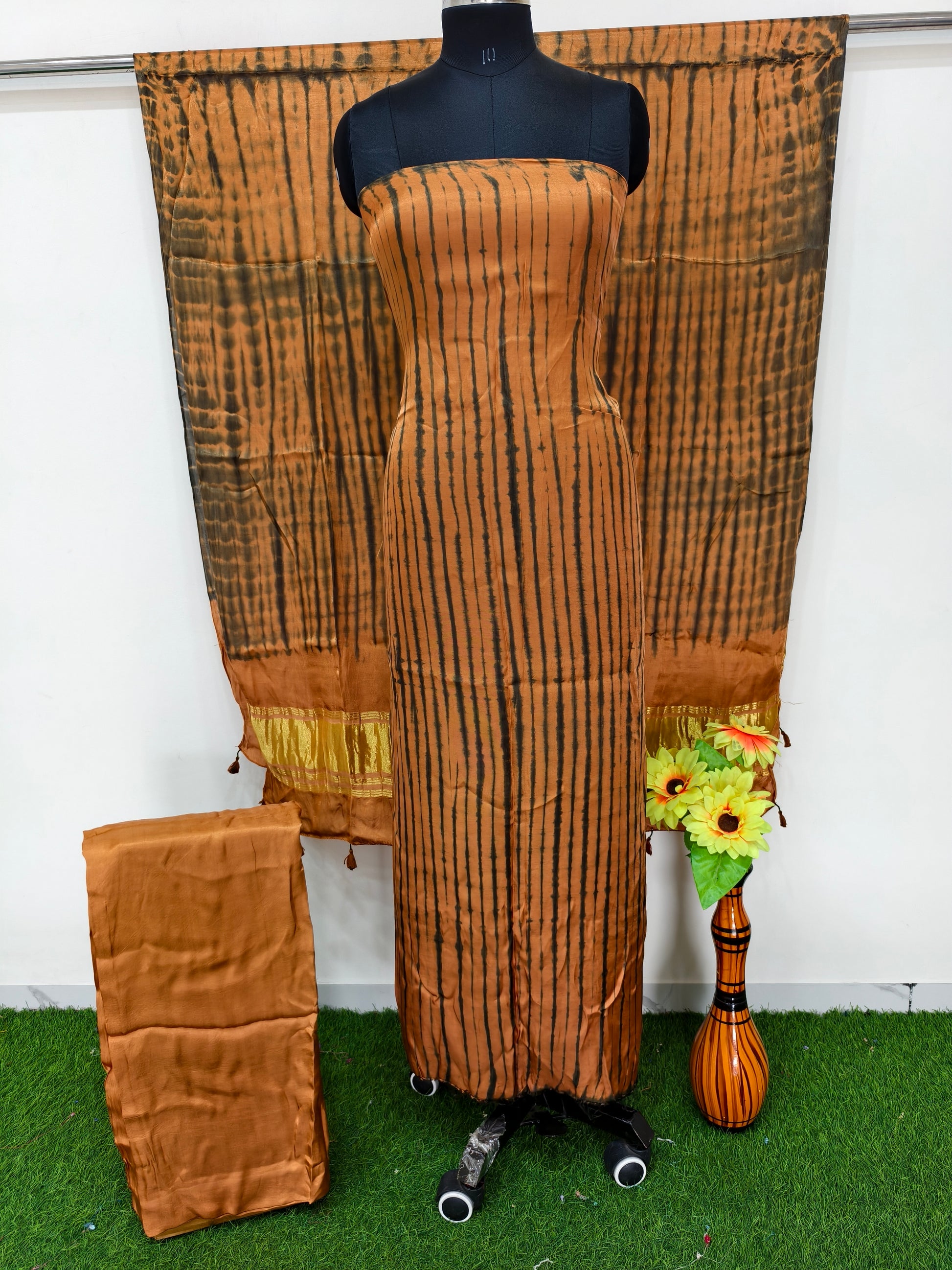Modal Silk Tiy & Dye 3 Pice suit