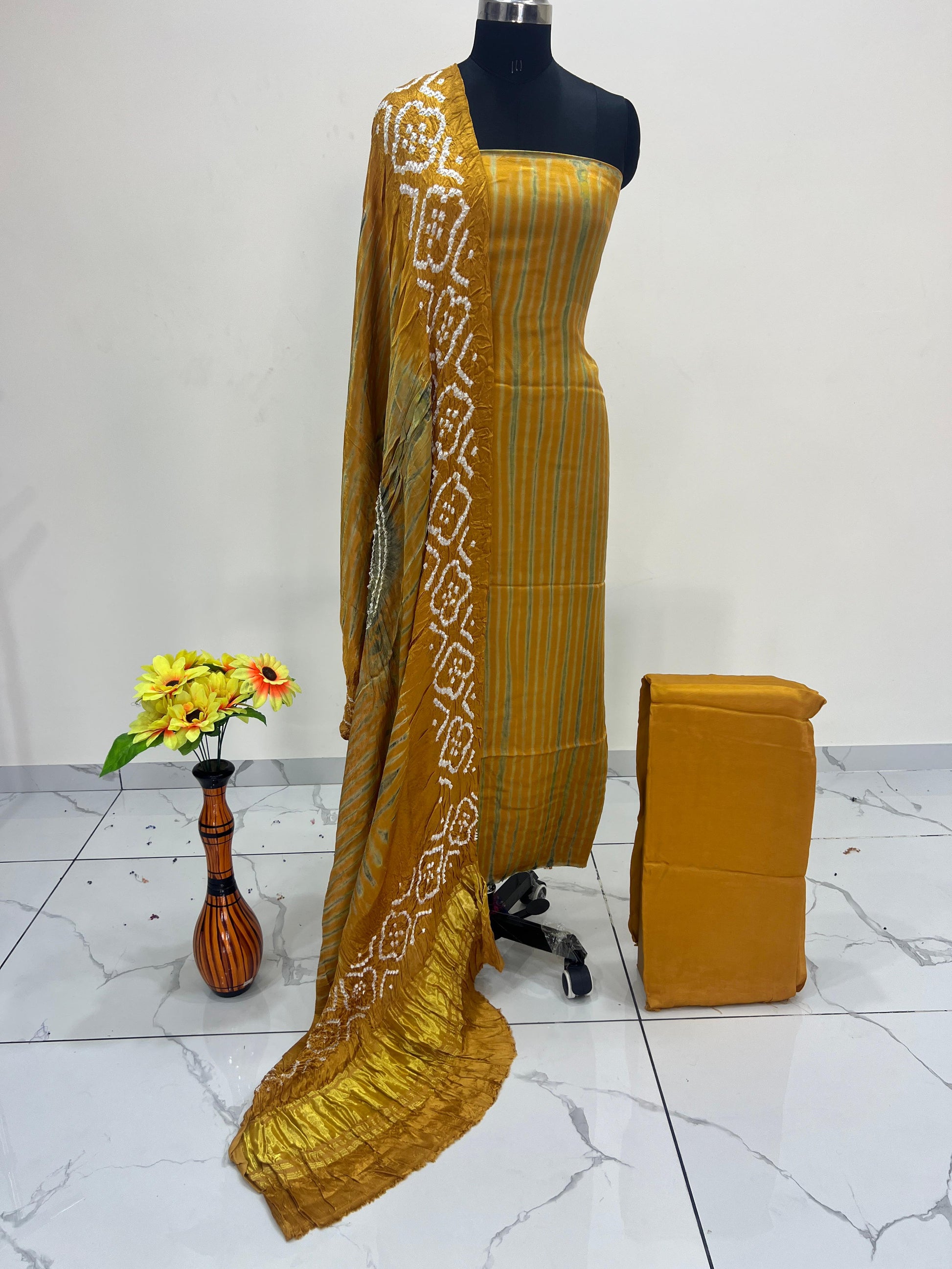 Modal Silk Tiy & Dye Bandhani dupatta 3 Pice suits