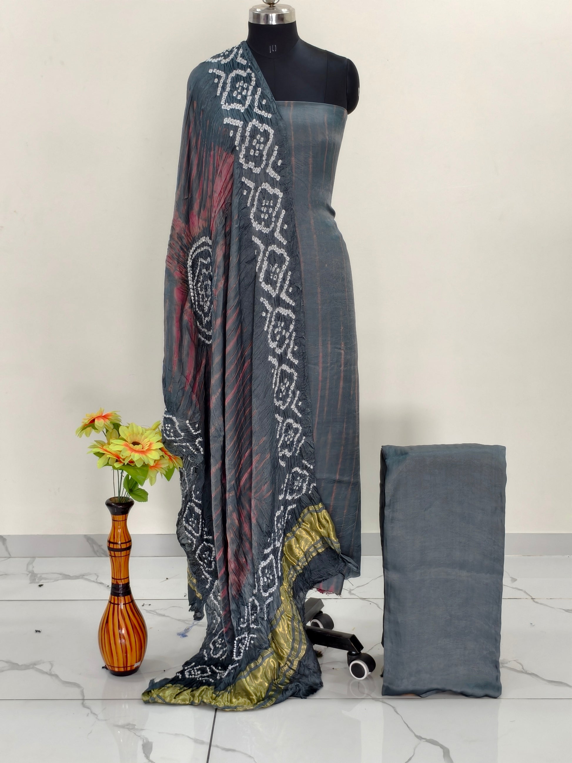 Modal Silk Tiy & Dye Bandhani dupatta 3 Pice suits
