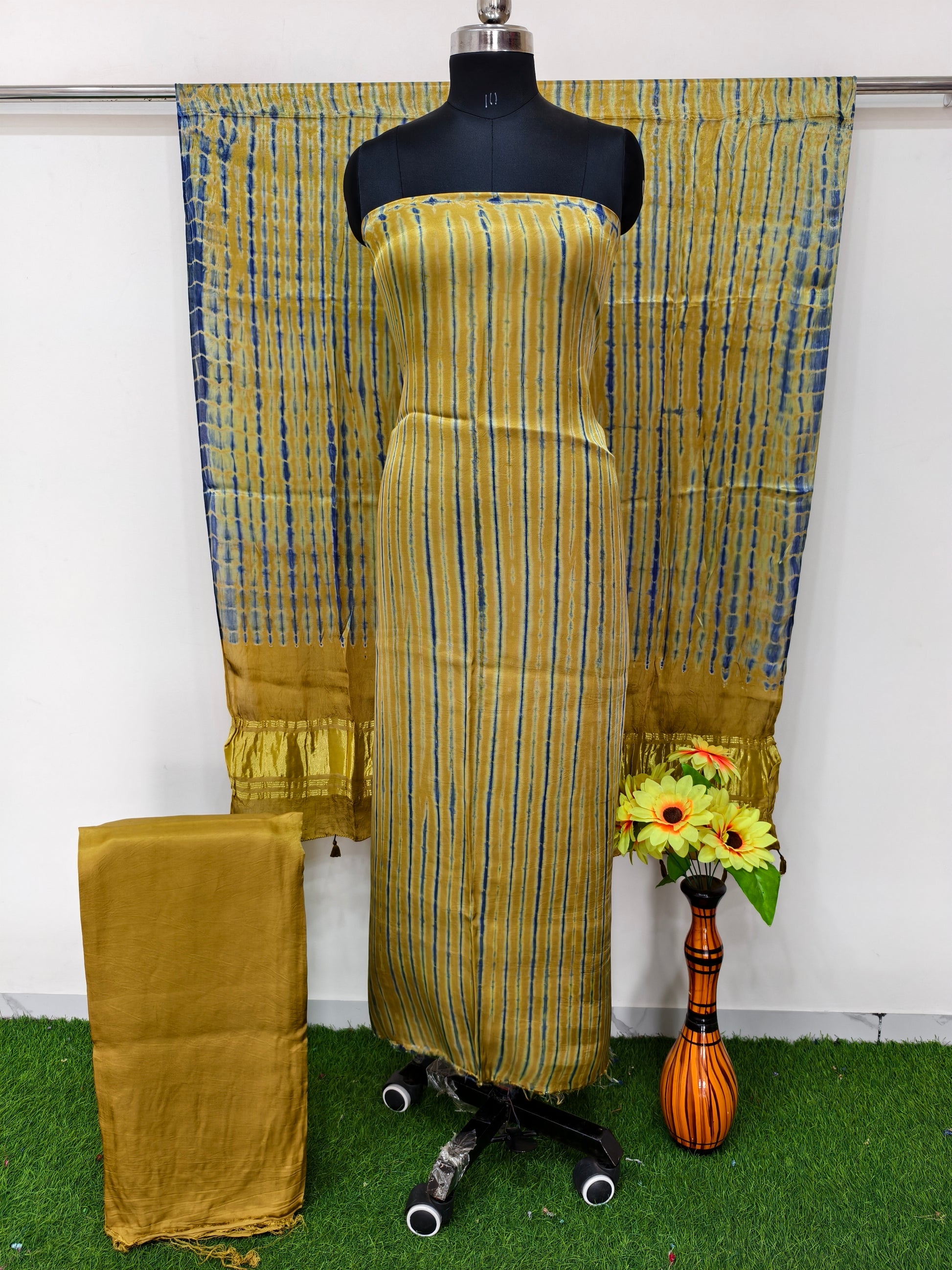 Modal Silk Tiy & Dye 3 Pice suit