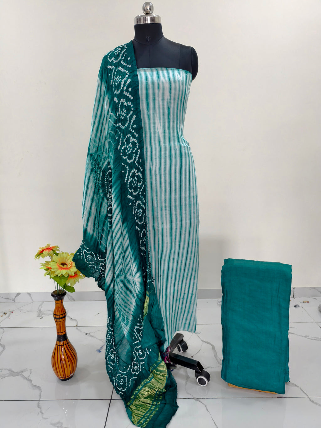 Modal Silk Tiy & Dye Bandhani dupatta 3 Pice suits