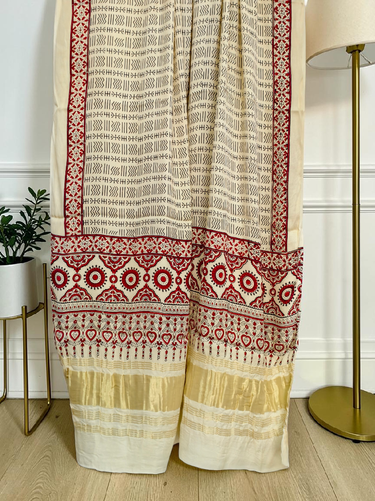 Modal Silk Off White Ajrakh Hand Block Print Suit with Neptol Dye & Zari Pallu Dupatta – Premium Designer Ethnic Wear
