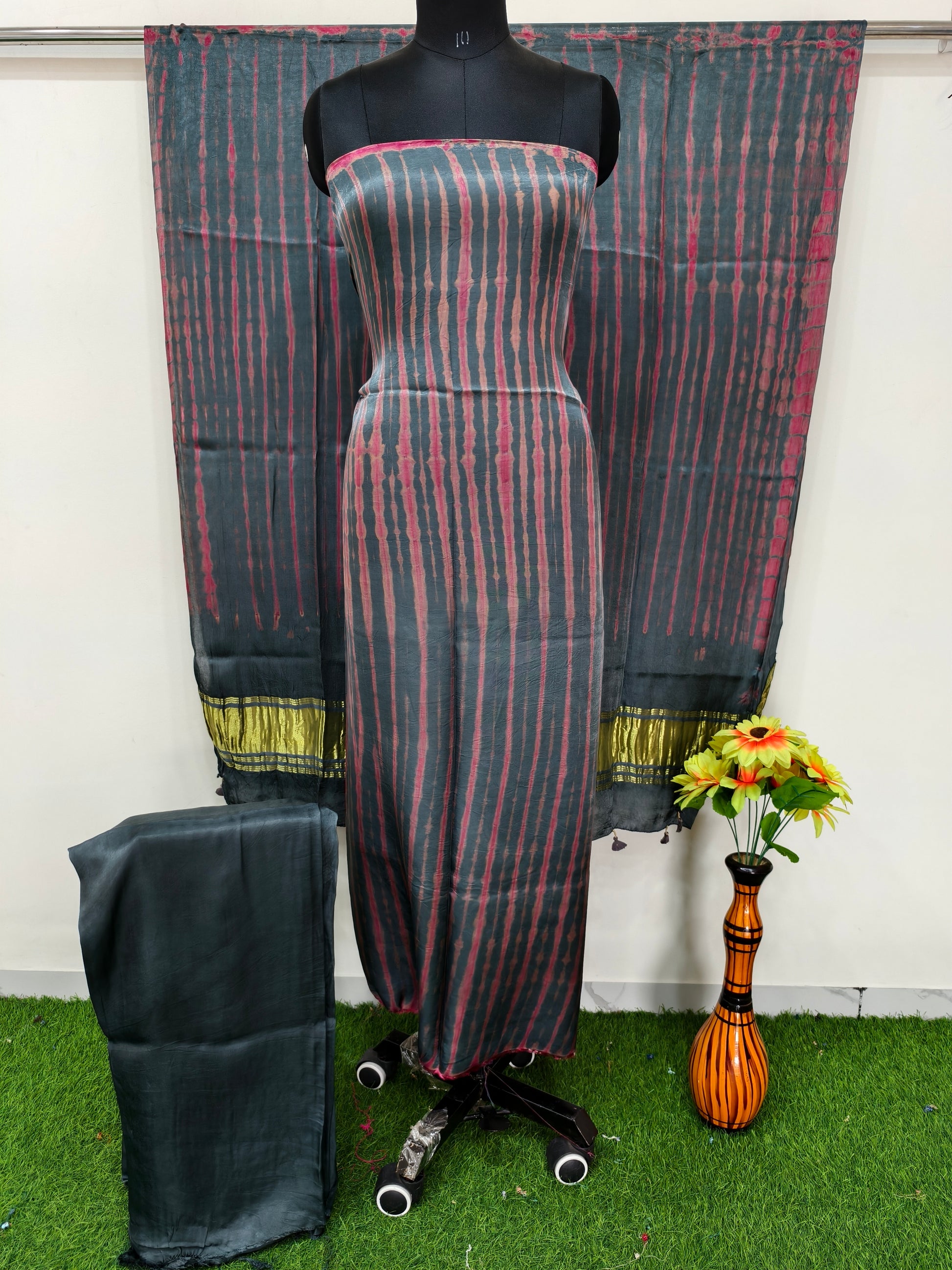 Modal Silk Tiy & Dye 3 Pice suit
