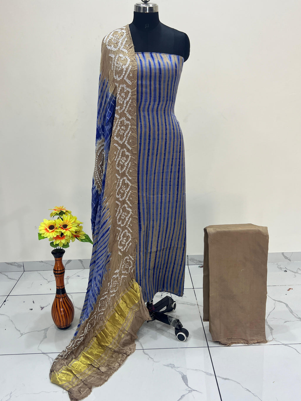 Modal Silk Tiy & Dye Bandhani dupatta 3 Pice suits