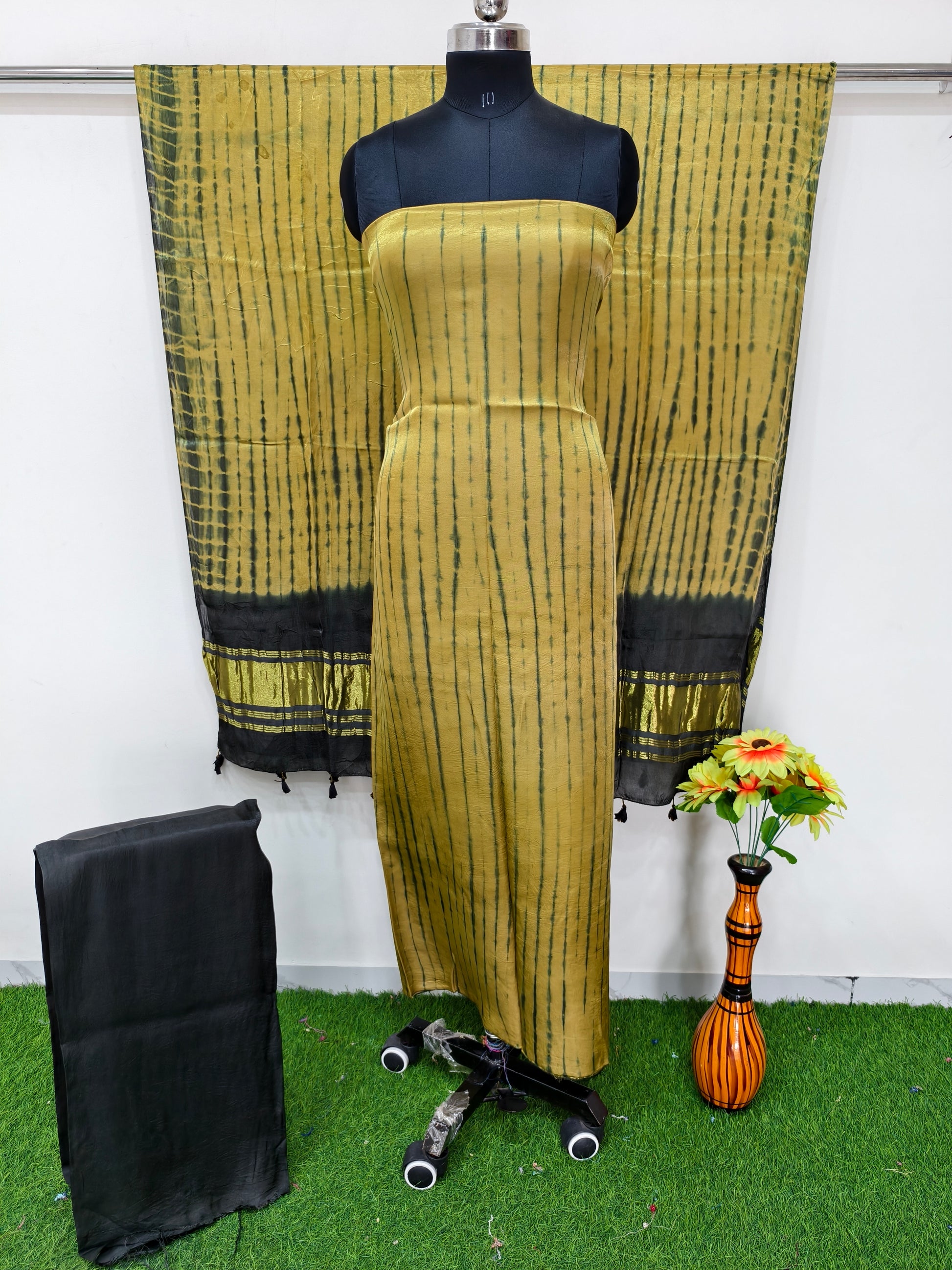 Modal Silk Tiy & Dye 3 Pice suit