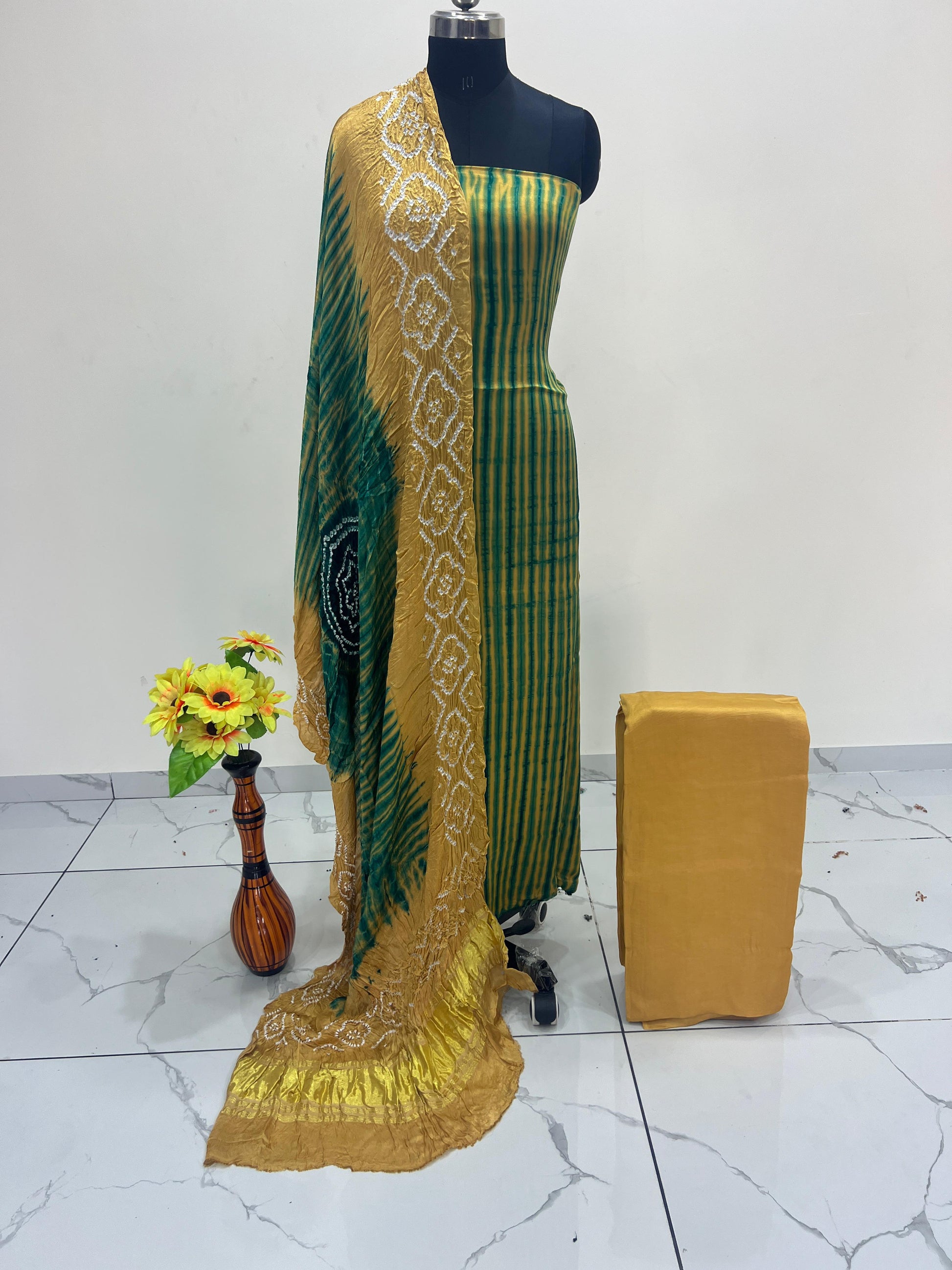 Modal Silk Tiy & Dye Bandhani dupatta 3 Pice suits