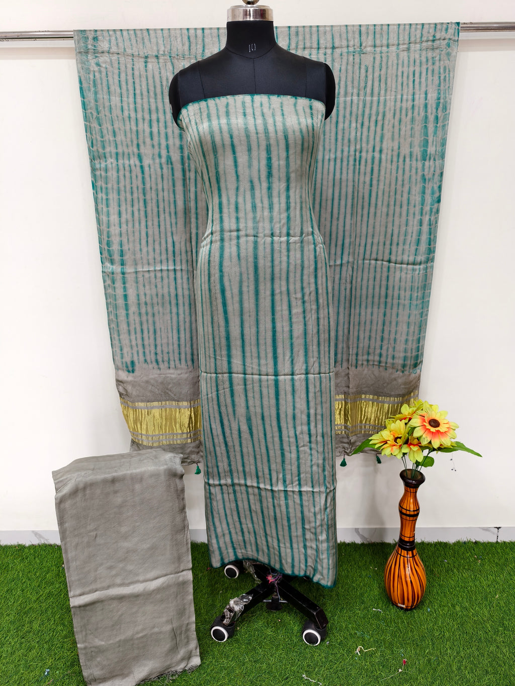 Modal Silk Tiy & Dye 3 Pice suit