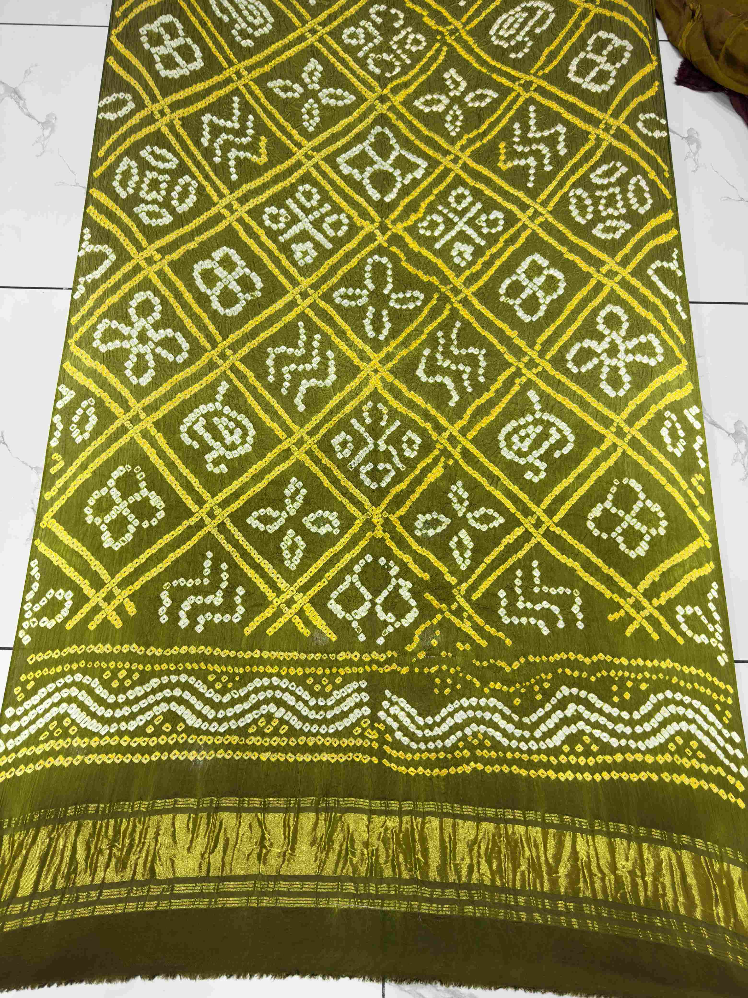 Modal Silk Shaded Lite & Dark Suit with Bandhej Barbhat Dupatta & Zari Pallu