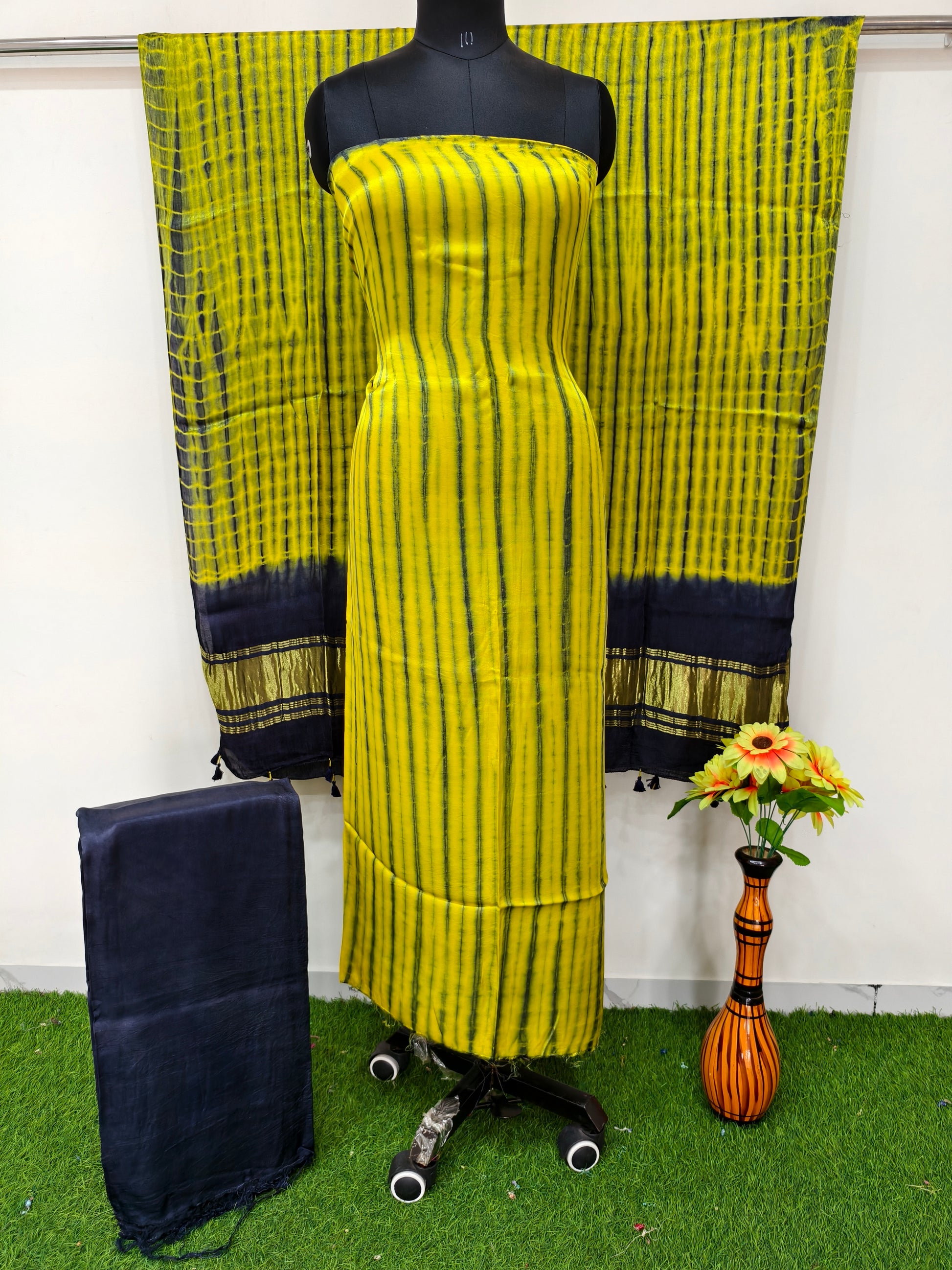Modal Silk Tiy & Dye 3 Pice suit