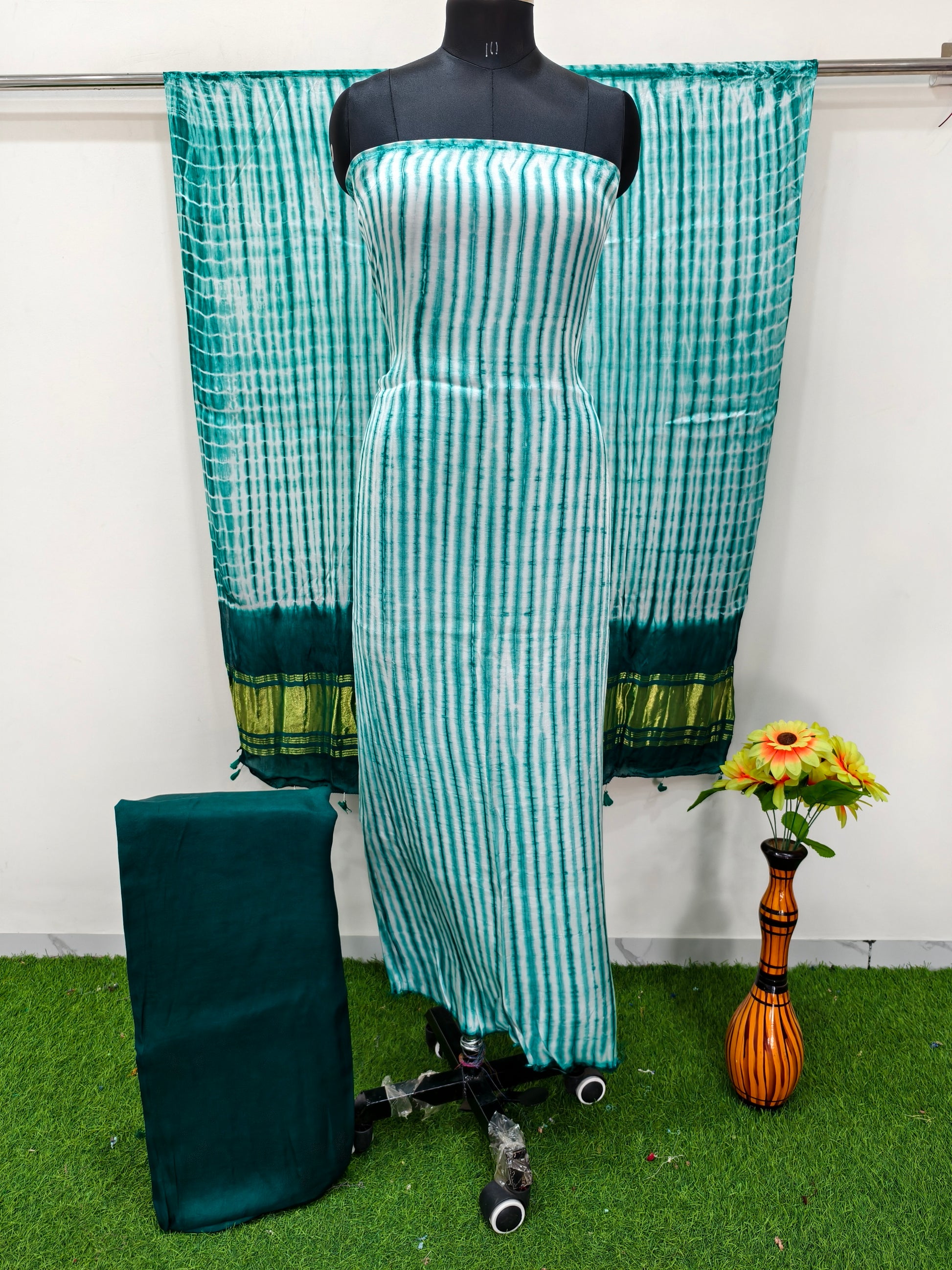 Modal Silk Tiy & Dye 3 Pice suit