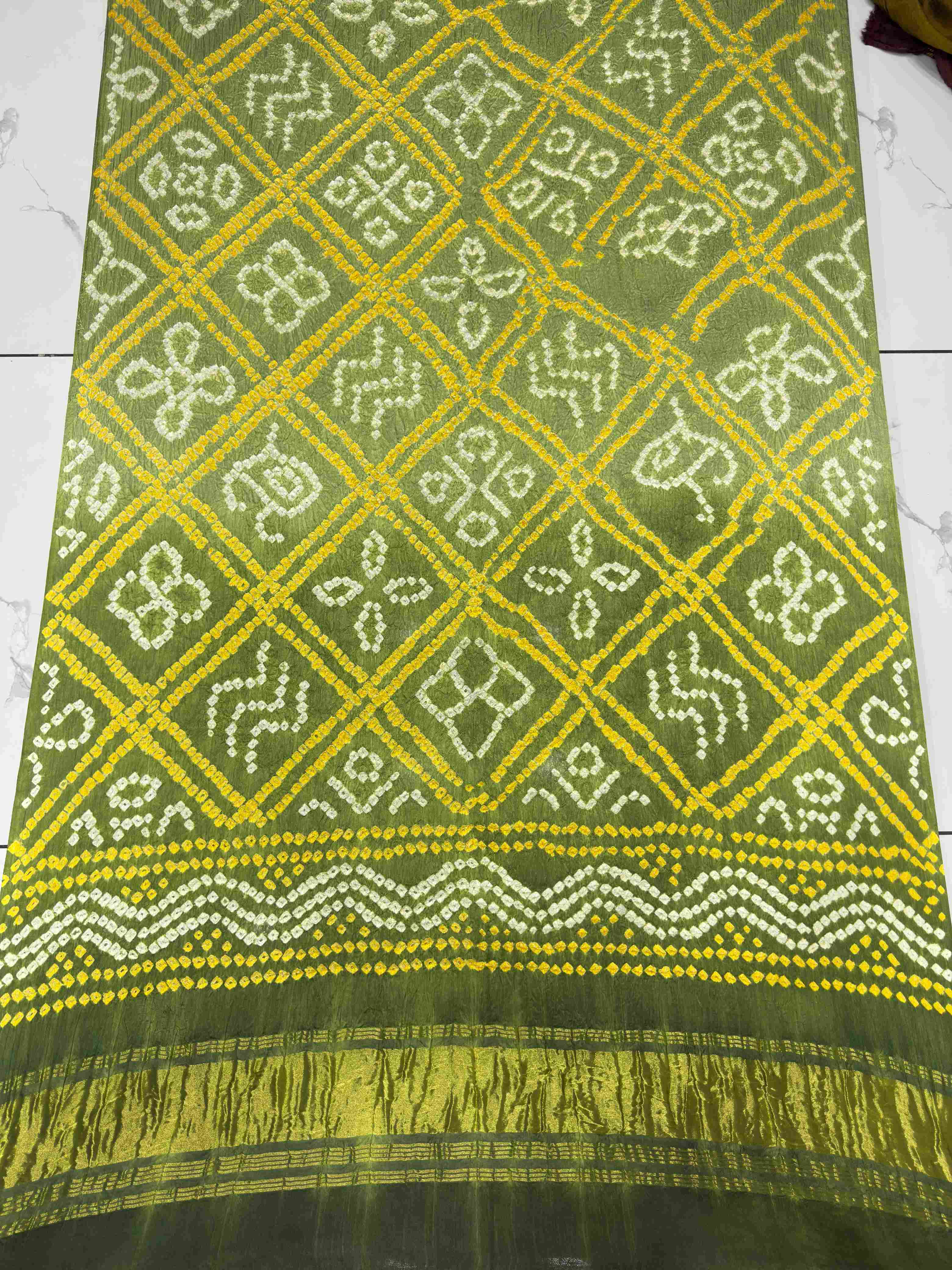 Modal Silk Shaded Lite & Dark Suit with Bandhej Barbhat Dupatta & Zari Pallu