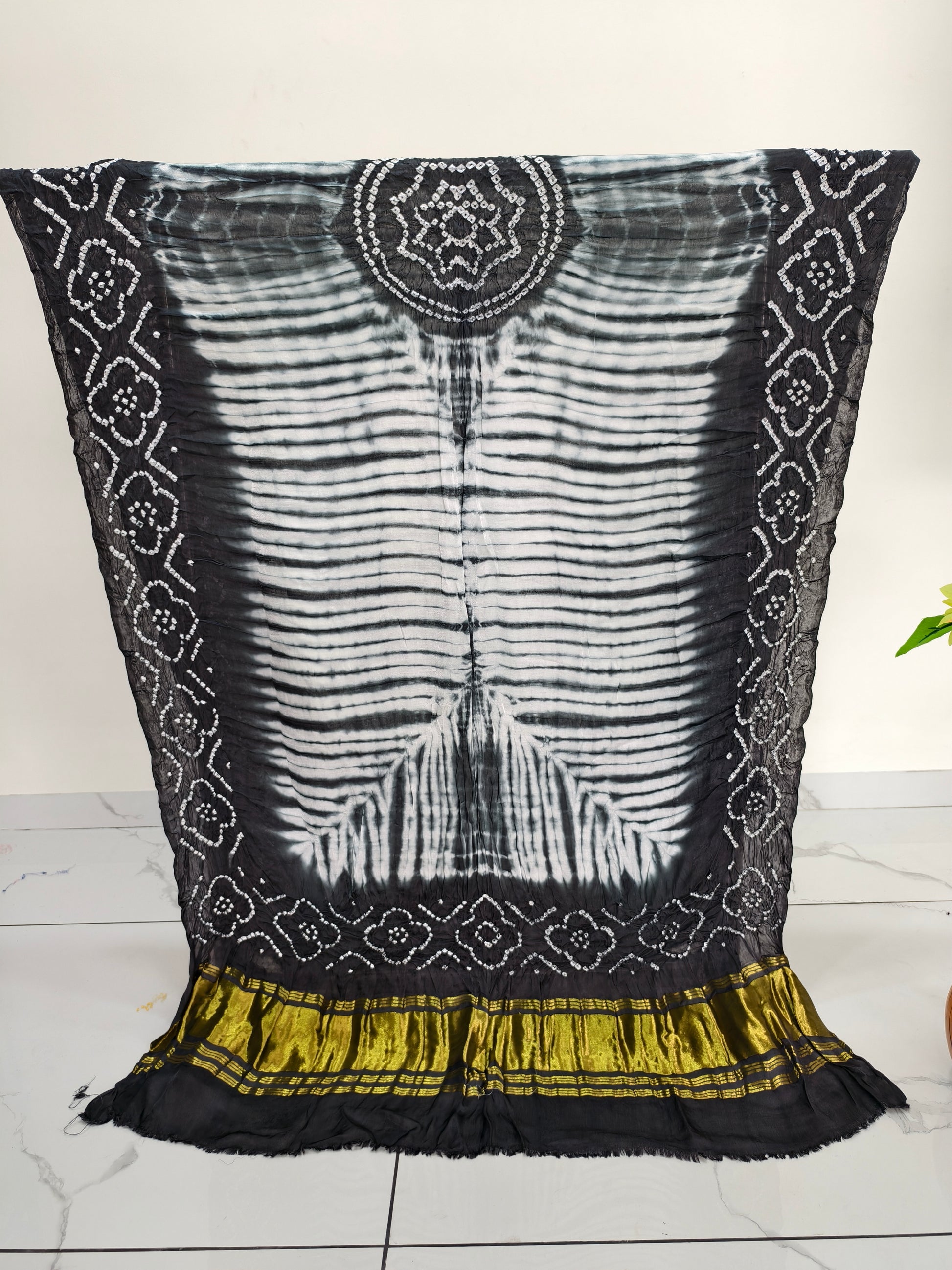 Modal Silk Tiy & Dye Bandhani dupatta 3 Pice suits