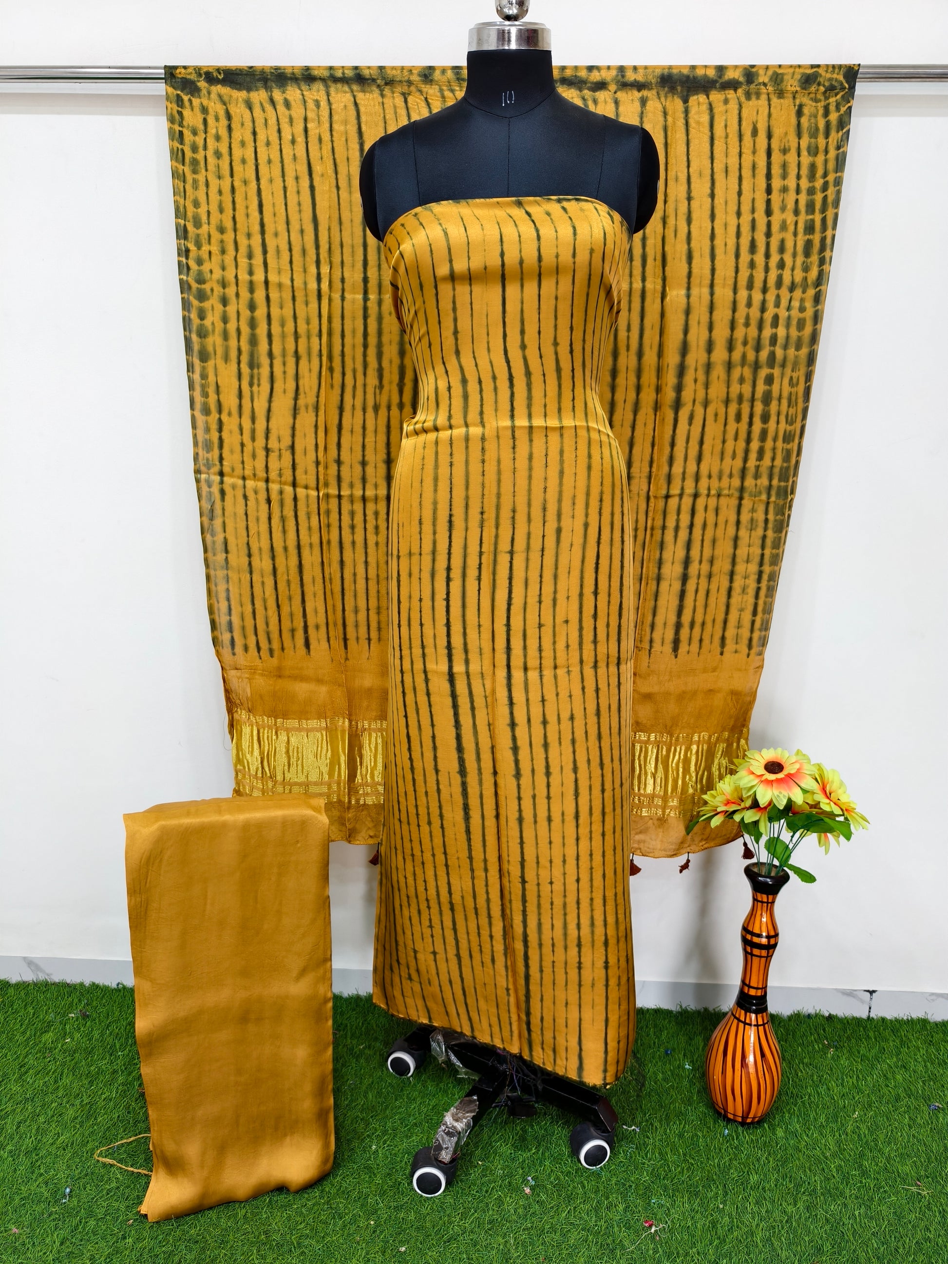 Modal Silk Tiy & Dye 3 Pice suit