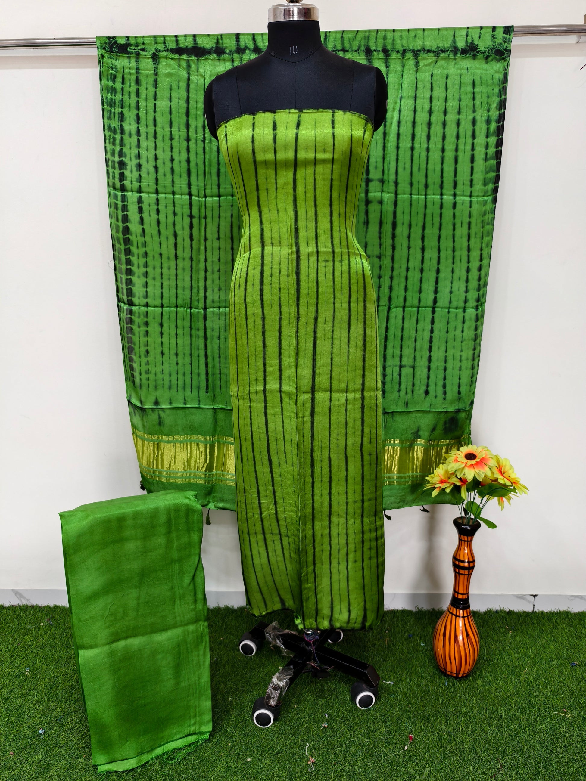 Modal Silk Tiy & Dye 3 Pice suit