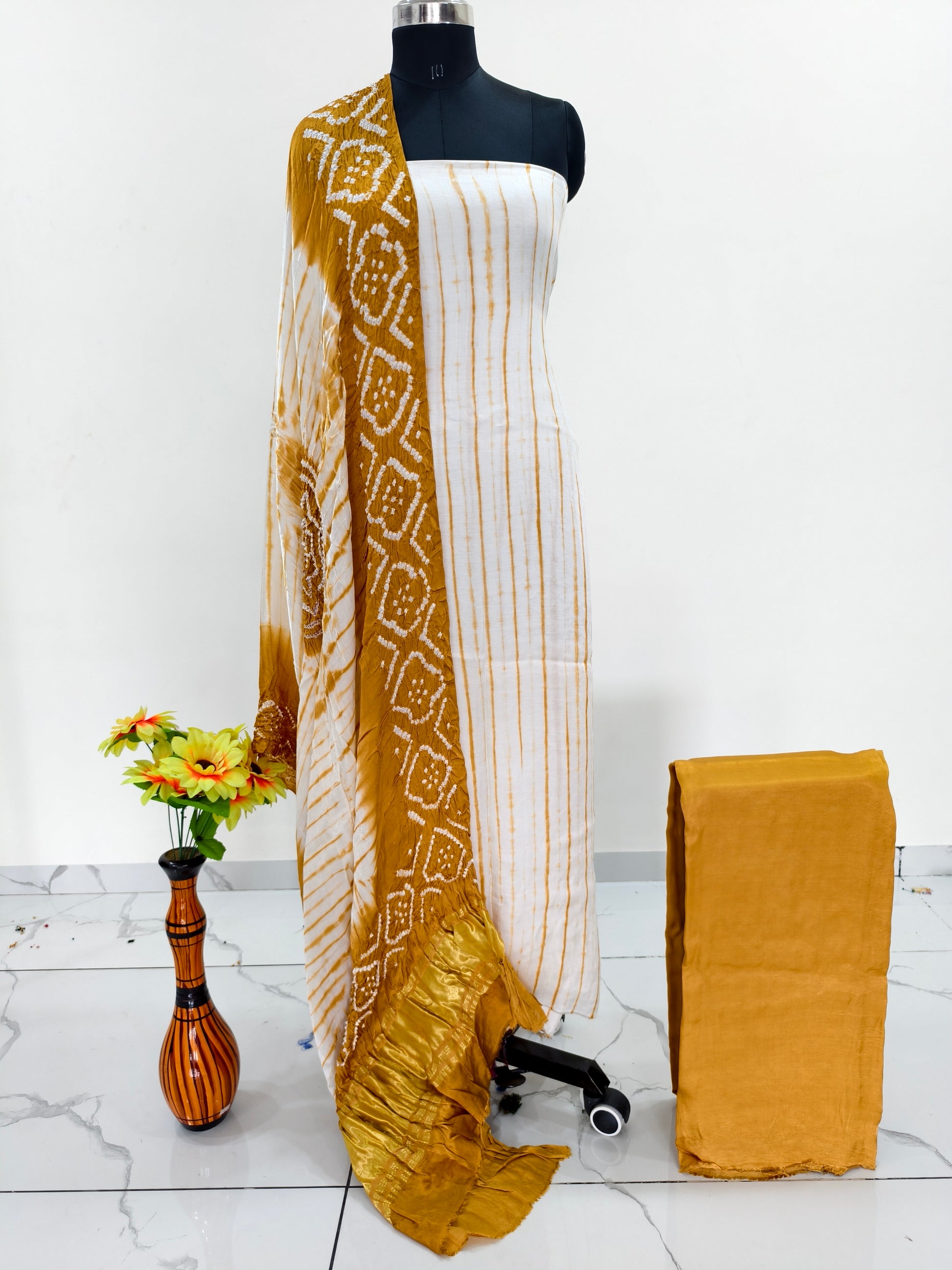 Modal Silk Tiy & Dye Bandhani dupatta 3 Pice suits